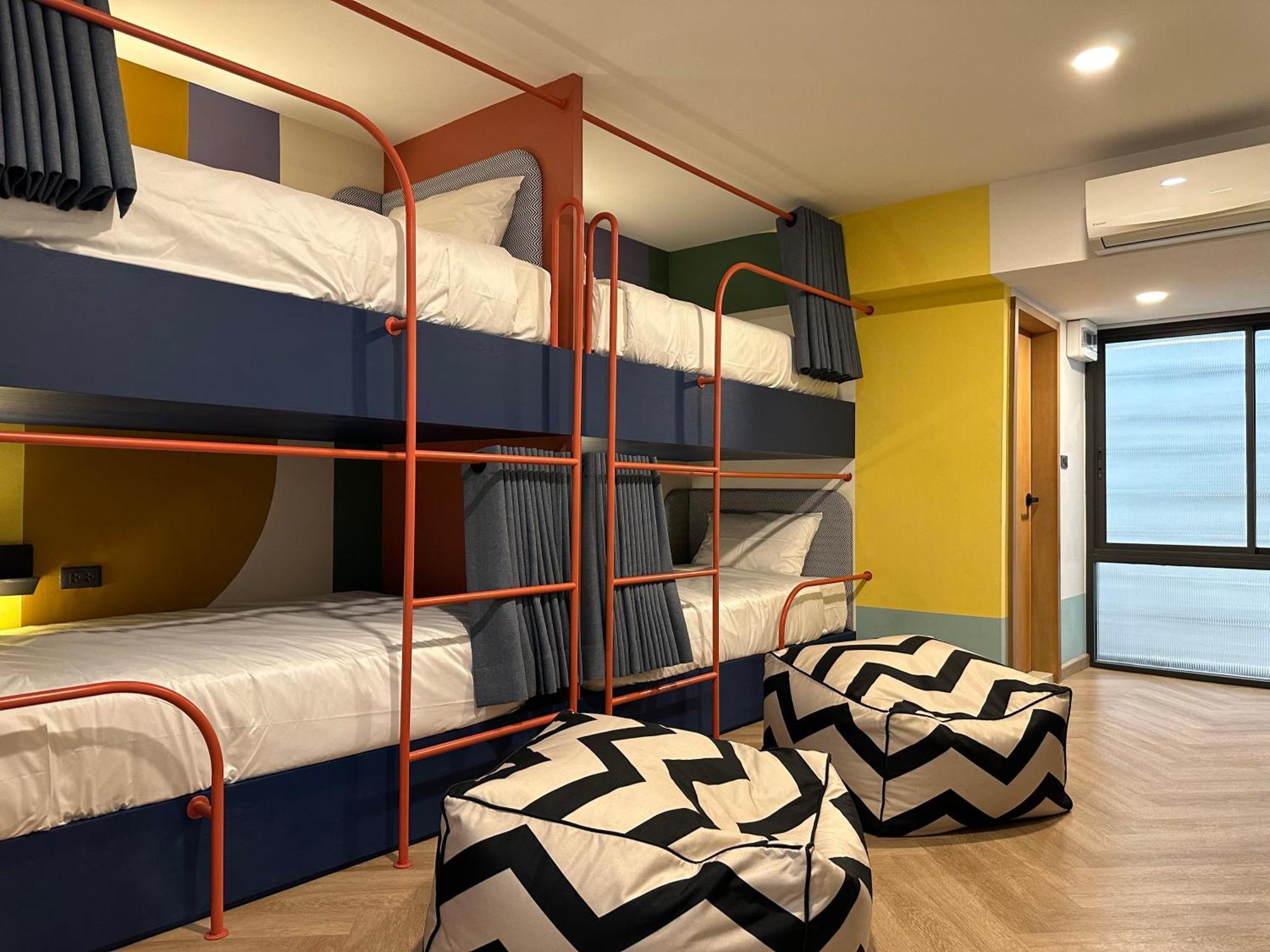 Parcel Hotel Bangkok Exteriör bild